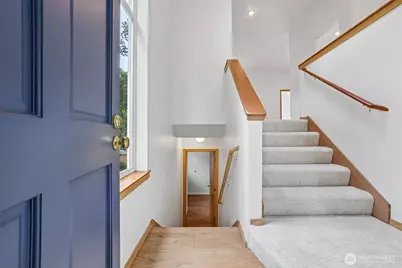 317 NE 91st Street, Seattle, WA 98115 - Photo 3