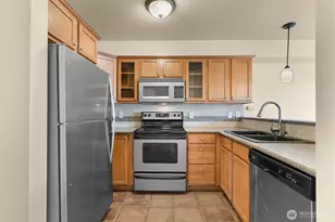 680 32nd St, Bellingham, WA 98225 - Photo 5