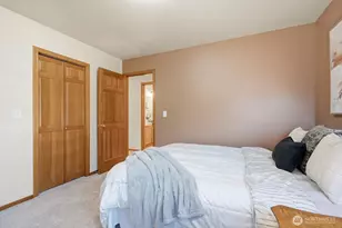 4649 244th Pl SE, Sammamish, WA 98029 - Photo 33
