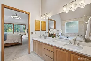 4649 244th Pl SE, Sammamish, WA 98029 - Photo 23