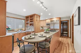 4649 244th Pl SE, Sammamish, WA 98029 - Photo 15
