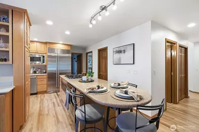 4649 244th Place SE, Sammamish, WA 98029 - Photo 17