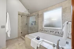 4649 244th Pl SE, Sammamish, WA 98029 - Photo 21