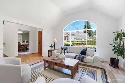 4649 244th Place SE, Sammamish, WA 98029 - Photo 9