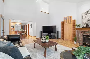 4649 244th Pl SE, Sammamish, WA 98029 - Photo 13