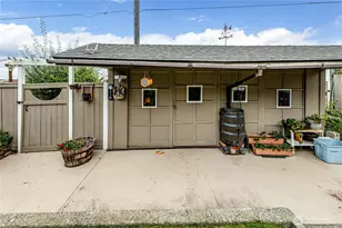 1221 E 2nd St, Port Angeles, WA 98362 - Photo 33