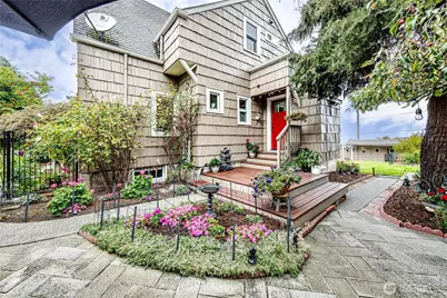 1221 E 2nd Street, Port Angeles, WA 98362 - Photo 3