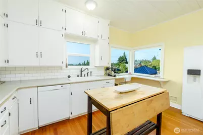 1221 E 2nd Street, Port Angeles, WA 98362 - Photo 11