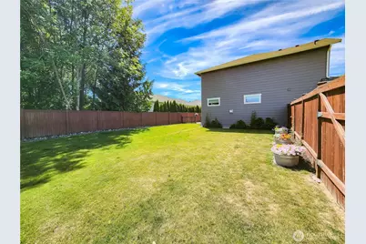 4008 H Avenue, Anacortes, WA 98221 - Photo 21