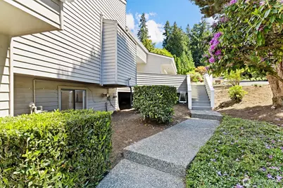 16306 Valhalla Drive, Bothell, WA 98011 - Photo 23