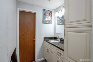 1721 SW 318th Pl, Federal Way, WA 98023 - Photo 9