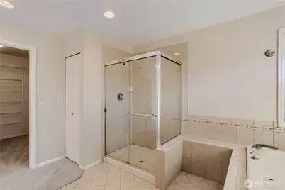 724 N 190th Street, Shoreline, WA 98133 - Photo 19