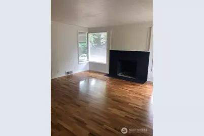 5518 25th Avenue NE, Seattle, WA 98105 - Photo 3