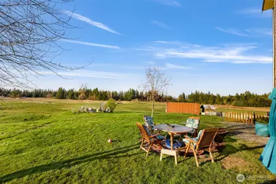 8225 Peace Park Drive, Custer, WA 98240 - Photo 33