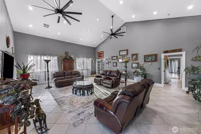 8225 Peace Park Drive, Custer, WA 98240 - Photo 31