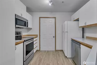 21917 42nd Avenue S #101, Kent, WA 98032 - Photo 9