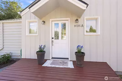 9725 Phinney Avenue N, Seattle, WA 98103 - Photo 5
