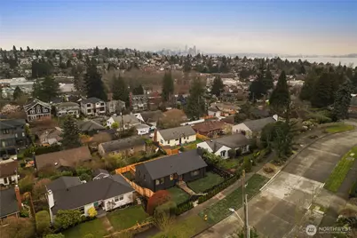 2518 36th Avenue W, Seattle, WA 98199 - Photo 37