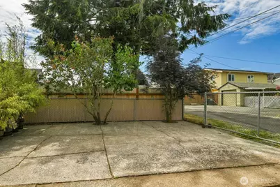 2010 Virginia Avenue, Everett, WA 98201 - Photo 19