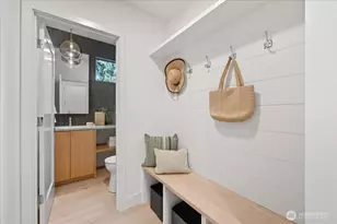 13047 39th Ave NE, Seattle, WA 98125 - Photo 7