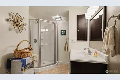1335 N 180th Street, Shoreline, WA 98133 - Photo 11