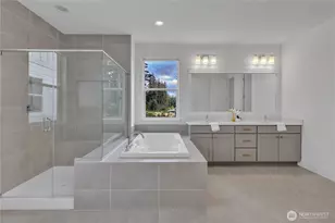 27066 Smt Pk Wy SE, Maple Valley, WA 98038 - Photo 29