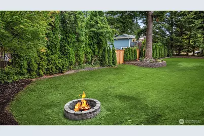310 Skyline Drive, Edmonds, WA 98020 - Photo 33