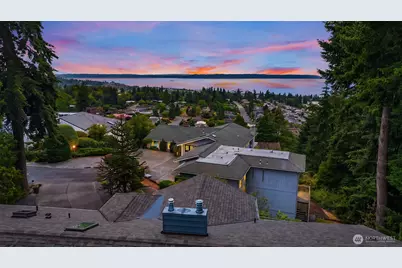 310 Skyline Drive, Edmonds, WA 98020 - Photo 37