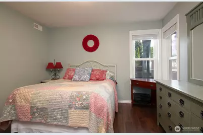 2130 Fairway Lane, Oak Harbor, WA 98277 - Photo 7