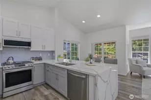 18585 NE 57th St, Redmond, WA 98052 - Photo 7