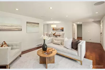 3001 Hunts Point Road, Bellevue, WA 98004 - Photo 9