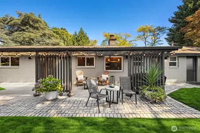 3001 Hunts Point Road, Bellevue, WA 98004 - Photo 29