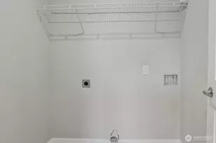 934 E 61st St, Tacoma, WA 98408 - Photo 17