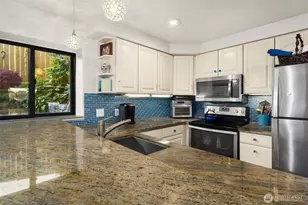 1024 5th Ave S, Edmonds, WA 98020 - Photo 19