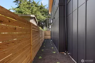 514 N 92nd St, Seattle, WA 98103 - Photo 35