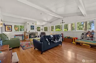 1014 N 15th St, Mount Vernon, WA 98273 - Photo 5