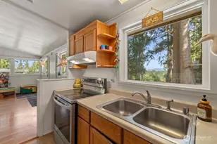 1014 N 15th St, Mount Vernon, WA 98273 - Photo 17