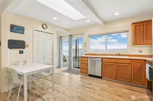 1122 Rockaway Ln, Camano Island, WA 98282 - Photo 7