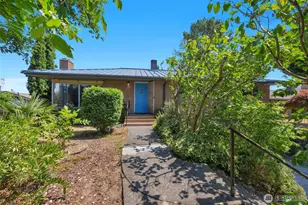 10412 61st Ave S, Seattle, WA 98178 - Photo 1