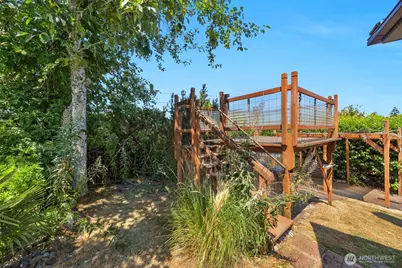 10412 61st Avenue S, Seattle, WA 98178 - Photo 17