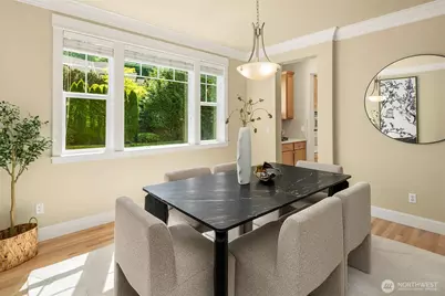 16517 SE 66th Street, Bellevue, WA 98006 - Photo 3