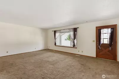 194 May Street W, Port Orchard, WA 98366 - Photo 3