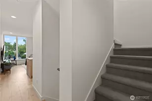 4218 Latona Ave NE, Seattle, WA 98105 - Photo 11