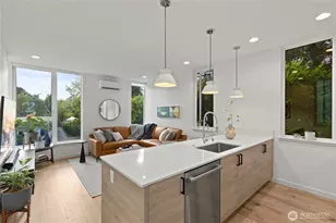 4218 Latona Ave NE, Seattle, WA 98105 - Photo 9