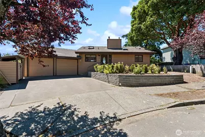 2610 NE 5th Court, Renton, WA 98056 - Photo 1