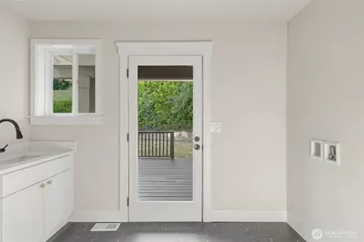 12621 49th Street Ct E, Edgewood, WA 98032 - Photo 27