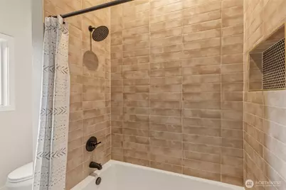 12621 49th Street Ct E, Edgewood, WA 98032 - Photo 29