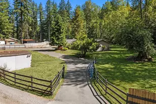 28444 Retreat Kanaskat Road SE, Ravensdale, WA 98051 - Photo 29