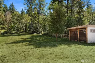 28444 Retreat Kanaskat Road SE, Ravensdale, WA 98051 - Photo 23