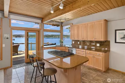 17011 Lemolo Shore Drive NE, Poulsbo, WA 98370 - Photo 15